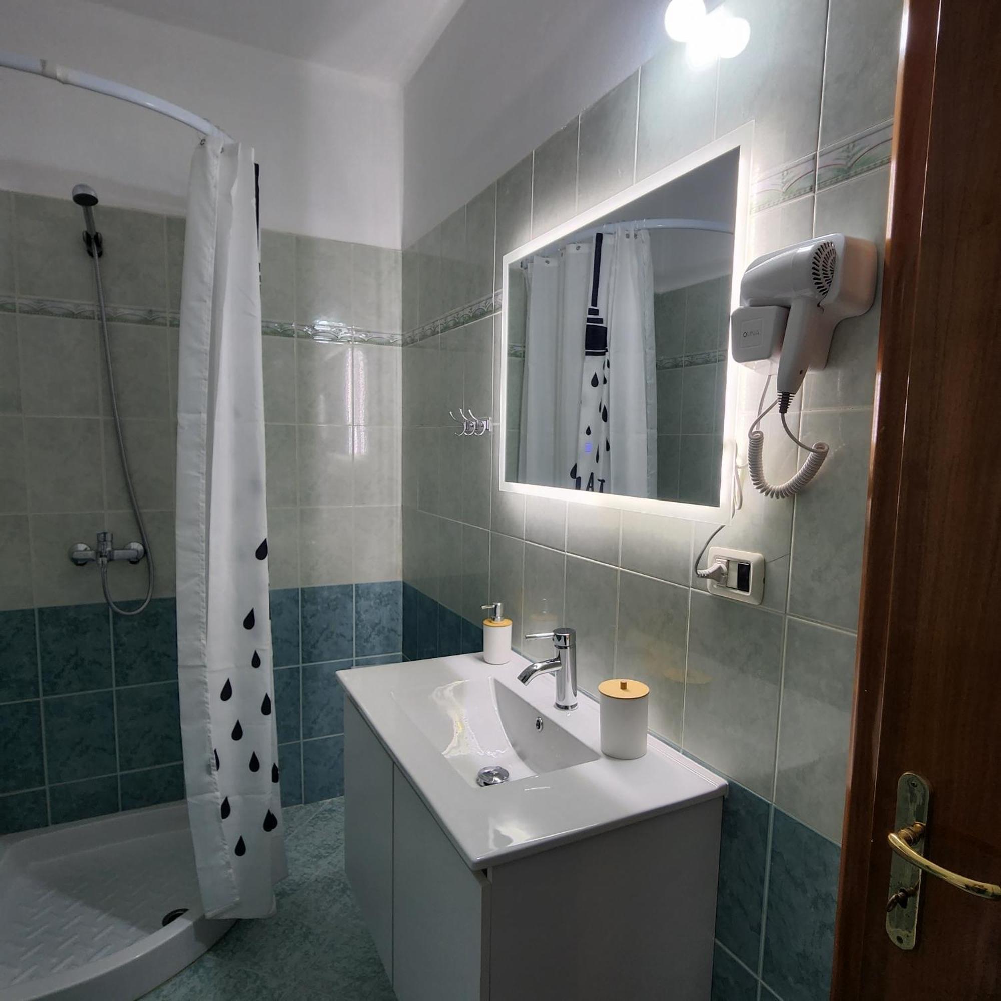 Sunsea Apartment Sarandë Eksteriør billede